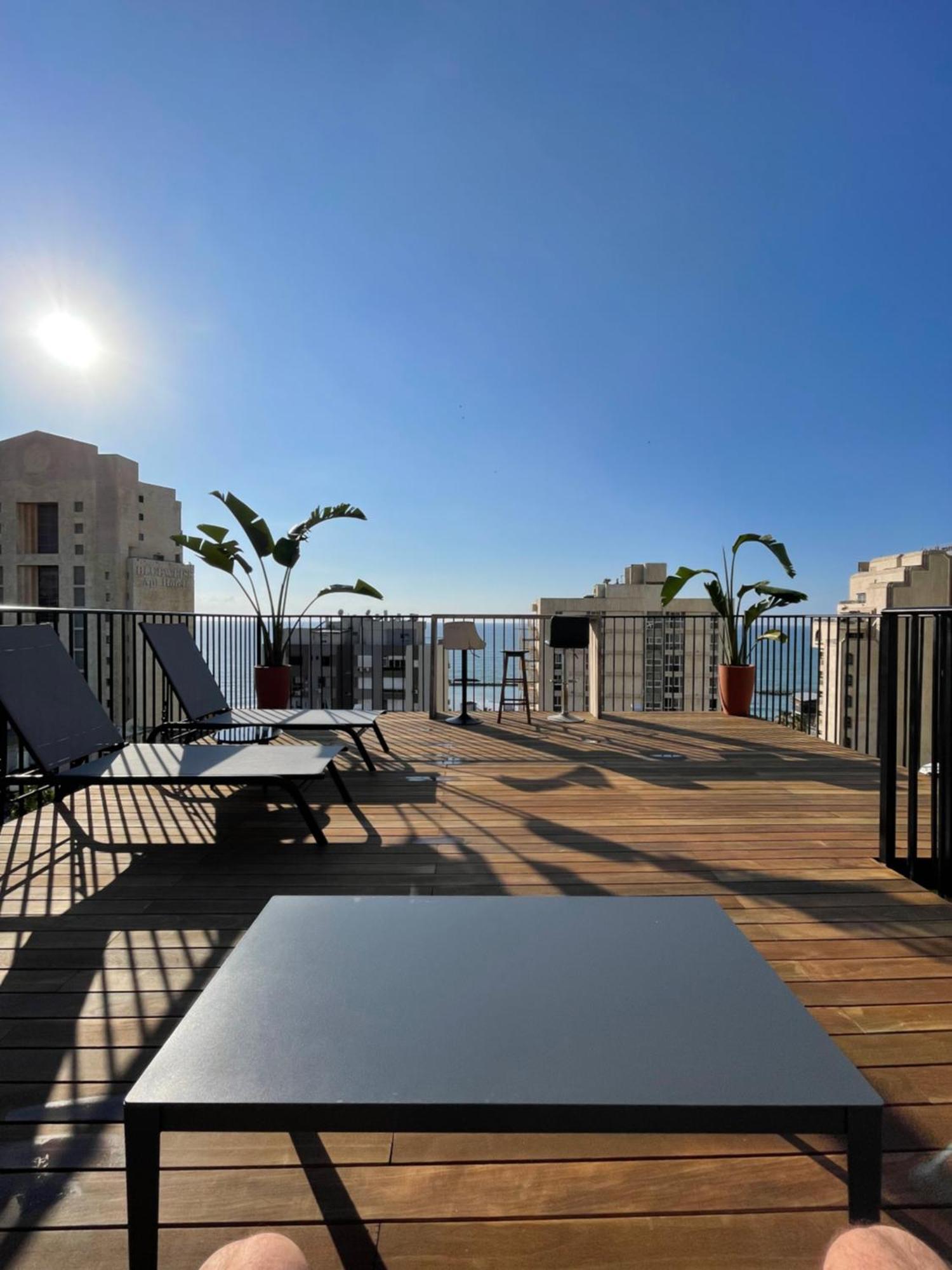 Roof Top 3 Floors ネタニア エクステリア 写真